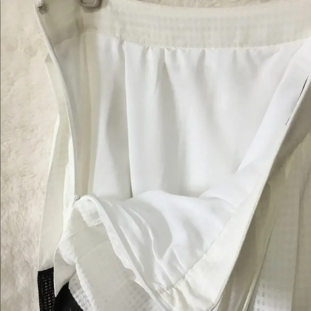 Banana Public White & Black Pleated Midi Skirt